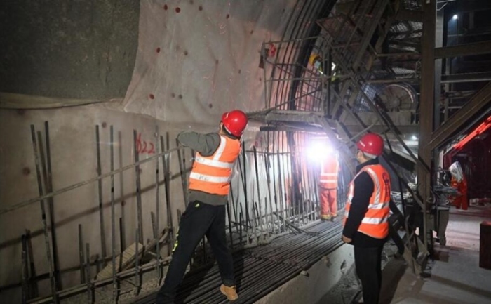 金鳳隧道工程建設(shè)現(xiàn)場。重慶城投建設(shè)公司供圖