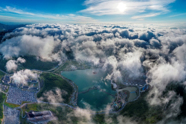 南天湖清涼一夏。南天湖景區(qū)供圖